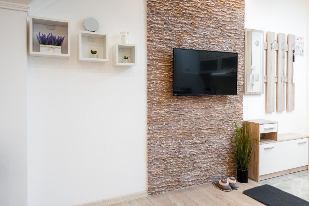 Apartman Sofi Lux Subotica Buitenkant foto